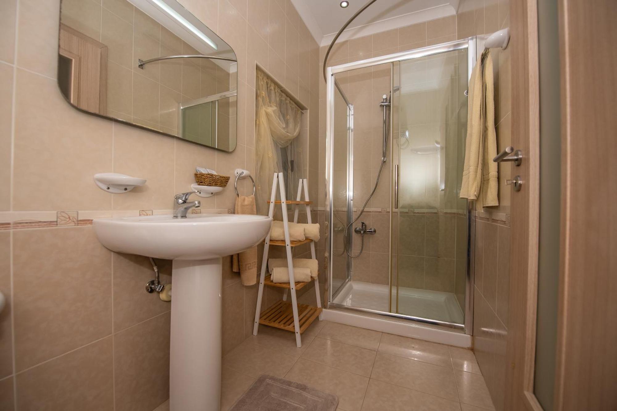 Francis Flats Modern Penthouse Lägenhet Mellieħa Exteriör bild